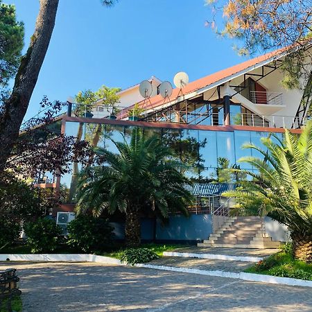 Villa Reta Hotel & Spa Grigoleti Ngoại thất bức ảnh